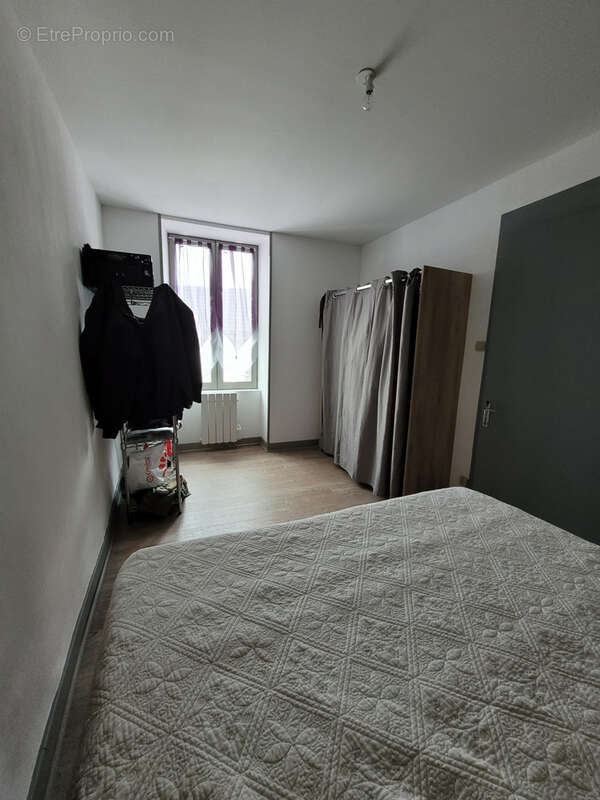 Appartement à LA MURE