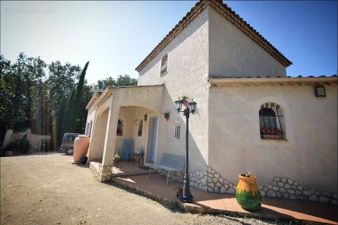 Maison à ROCHEFORT-DU-GARD