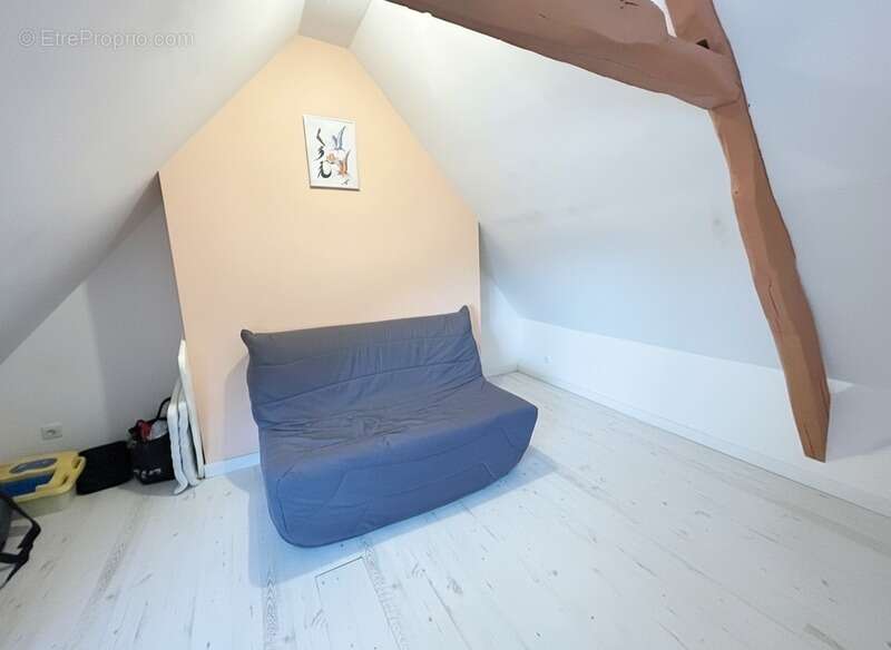 Maison à CRESSONSACQ