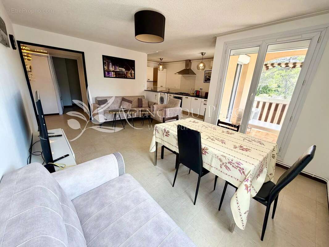 3 pièces de 68 m² Les Semboules - photo 2