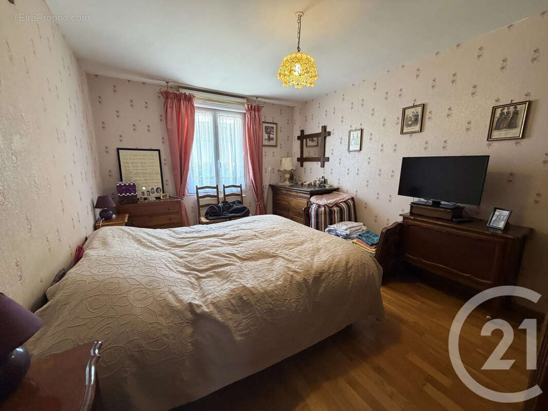 Maison 103 m² à Recy  - photo 10
