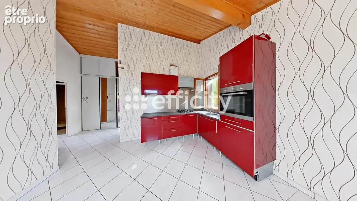 Maison 9 pièces 250 m² à vendre à Marnaz (74460) - photo 10