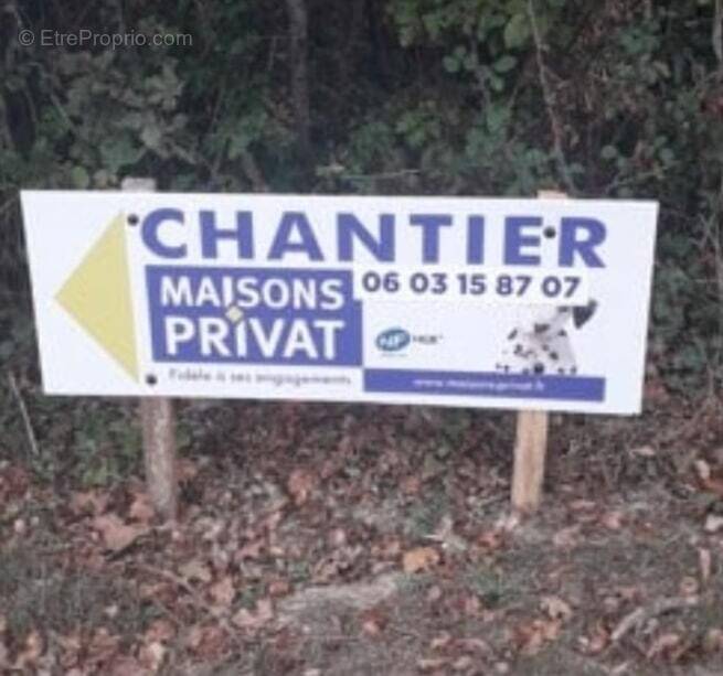 Terrain à LA ROCHE-SUR-YON