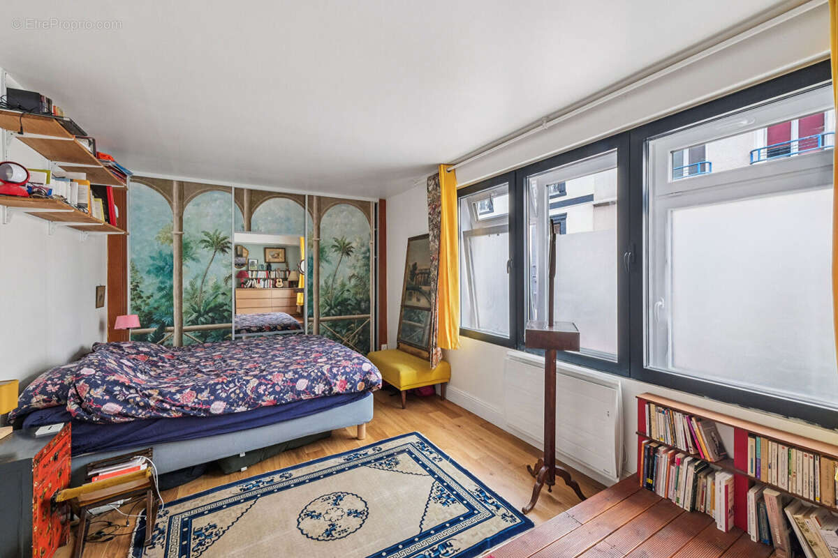 Appartement à LES LILAS