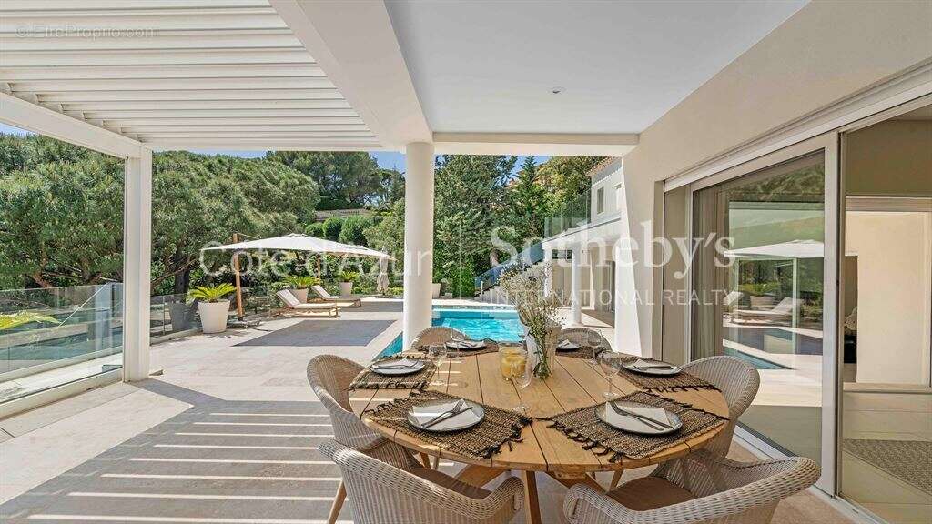 Exclusivité villa contemporaine avec vue mer, proche plage de la Nartelle - photo 3