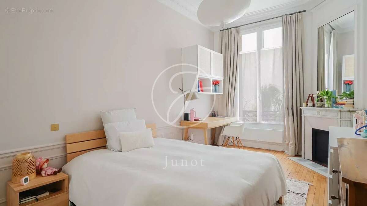 Appartement à PARIS-5E