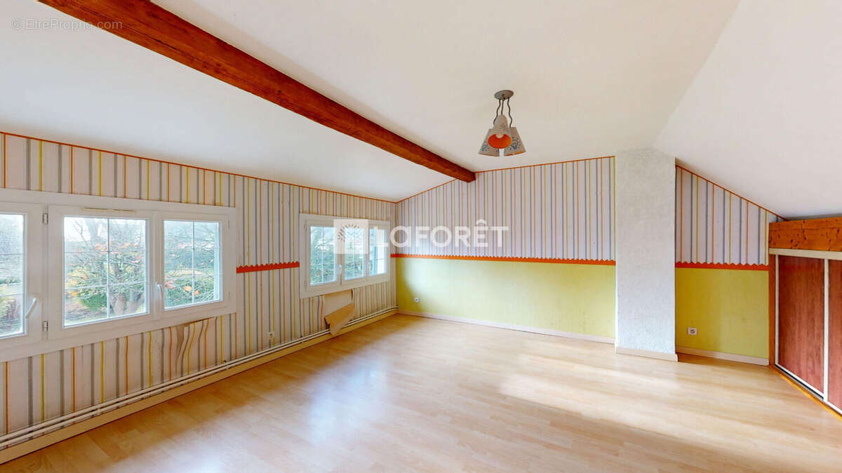 Maison à SAINT-JOUIN-BRUNEVAL