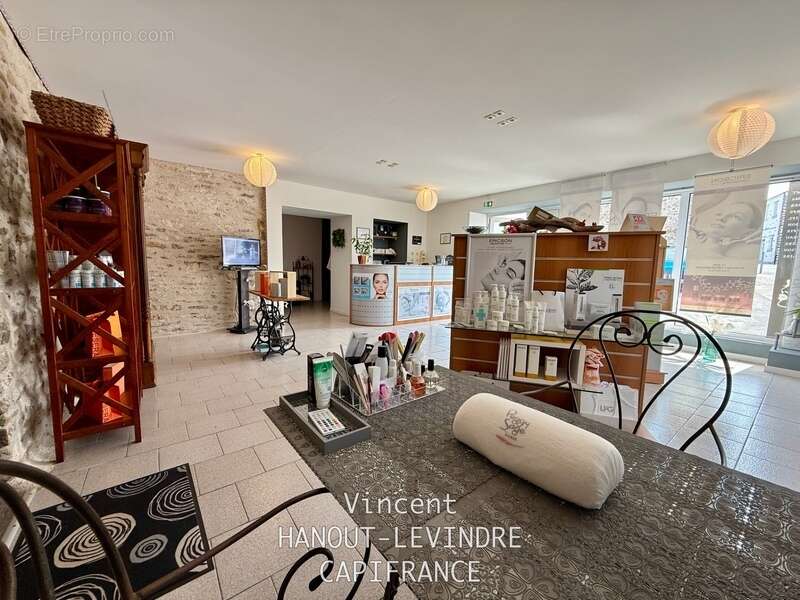 Commerce à TALMONT-SAINT-HILAIRE