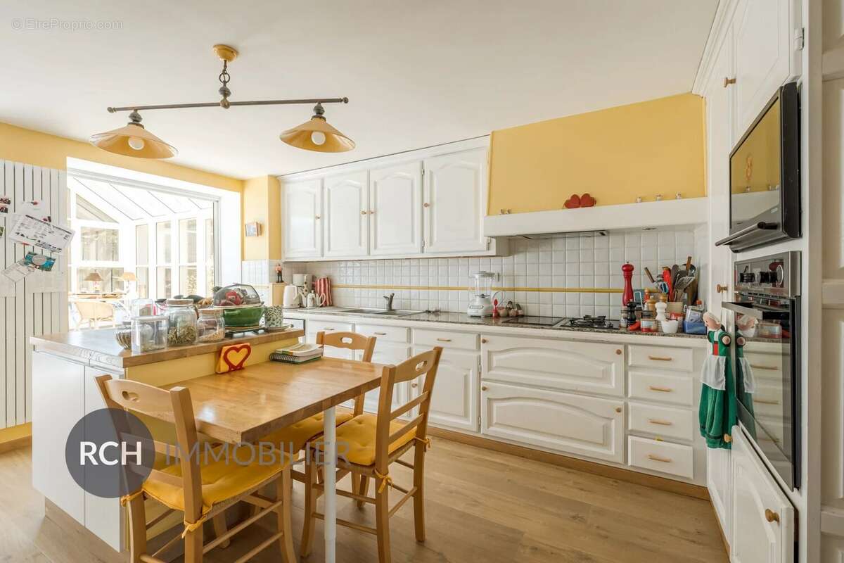 Maison à MONTFORT-L&#039;AMAURY