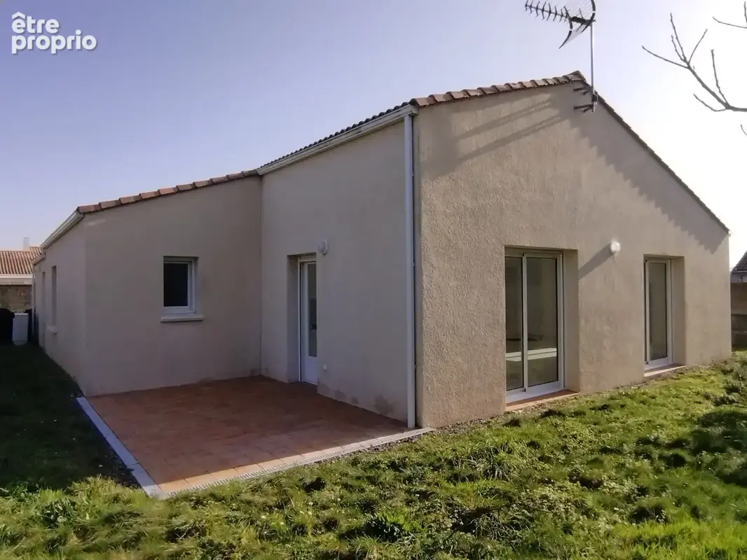 Maison PMR 2 Chambres 104 m2 en centre bourg  de dompierre - photo 9