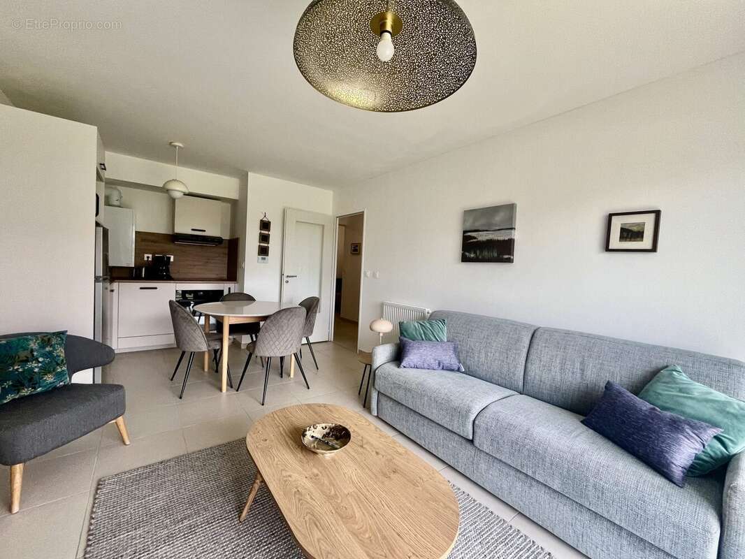 Appartement 69 m² à Camiers  - photo 4
