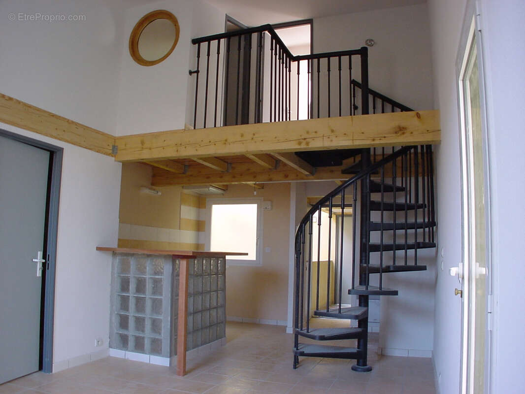 Appartement à LUNEL