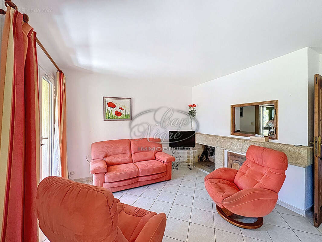 Appartement à LE LAVANDOU