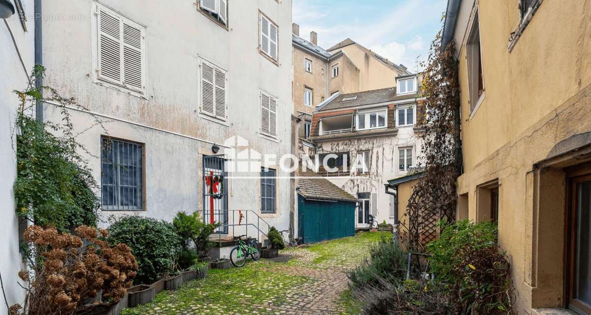 Rare à la vente – Quai des Bateliers - photo 3