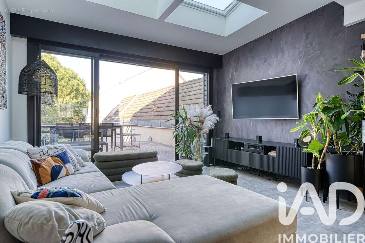 Photo 3 - Maison à NANTERRE