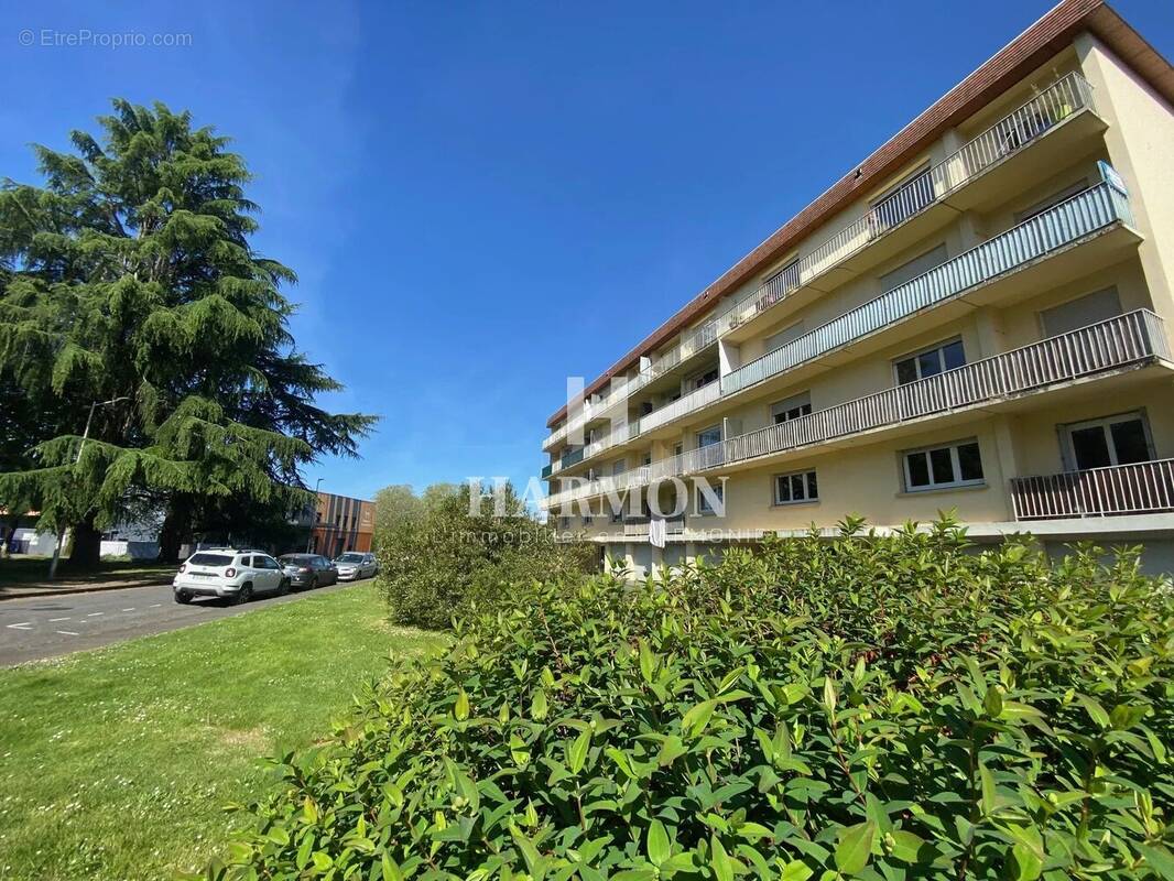 Appartement à BILLERE