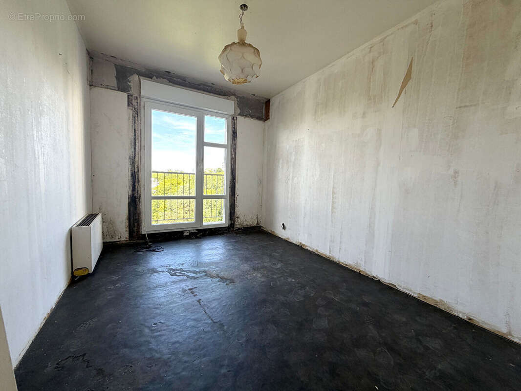 A VENDRE - Appartement Type 4 à RENNES (Secteur Rennes Sud) - photo 9