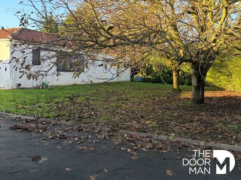 Maison à SAINTE-SOULLE