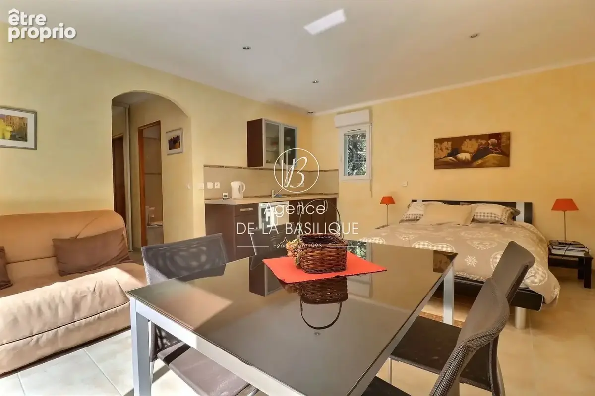 Maison 32 m² à vendre à Saint-Maximin-La-Sainte-Baume (83470) - photo 5