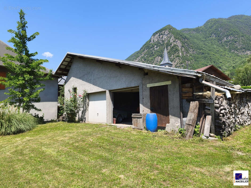 Maison 229 m² à Epierre  - photo 6