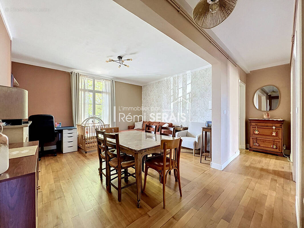 Appartement à FALAISE