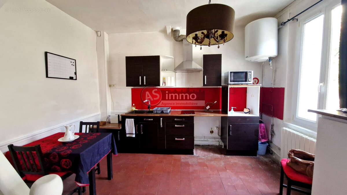 Maison à GREGES