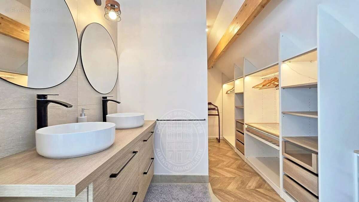 Proche Senlis - Dans village de qualité au calme absolu - Maison tout confort avec cave à vins enterrée. - photo 12
