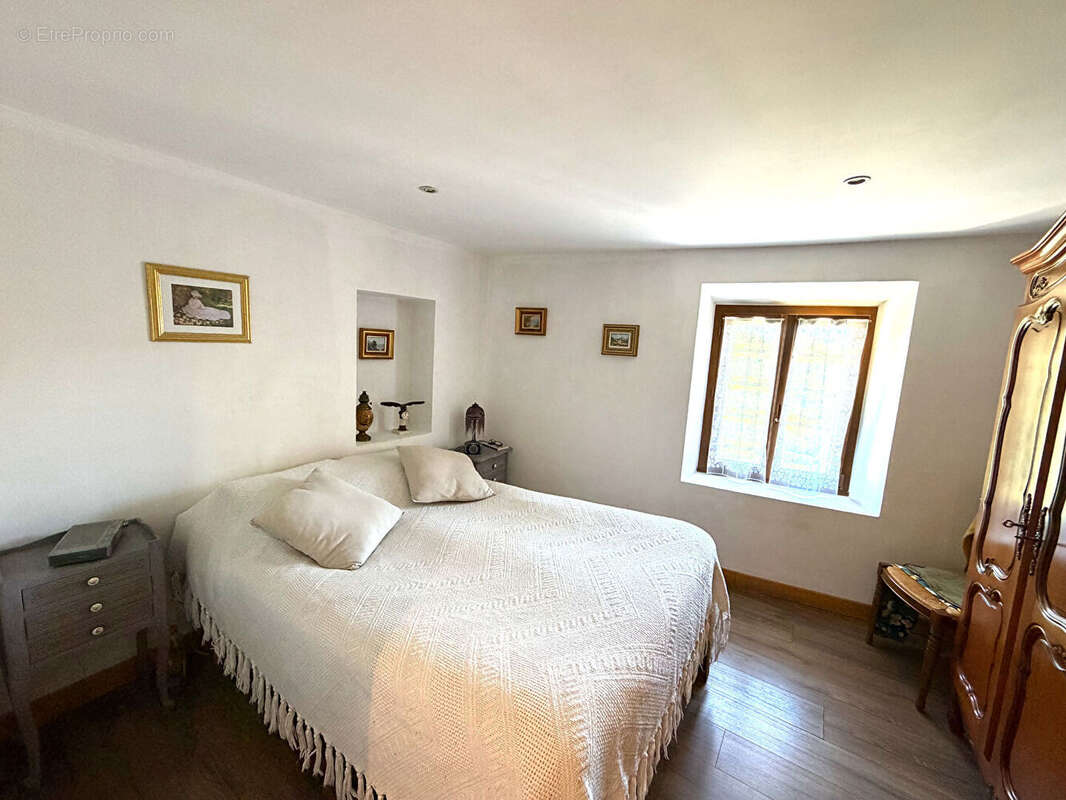 Maison à LA MOTTE