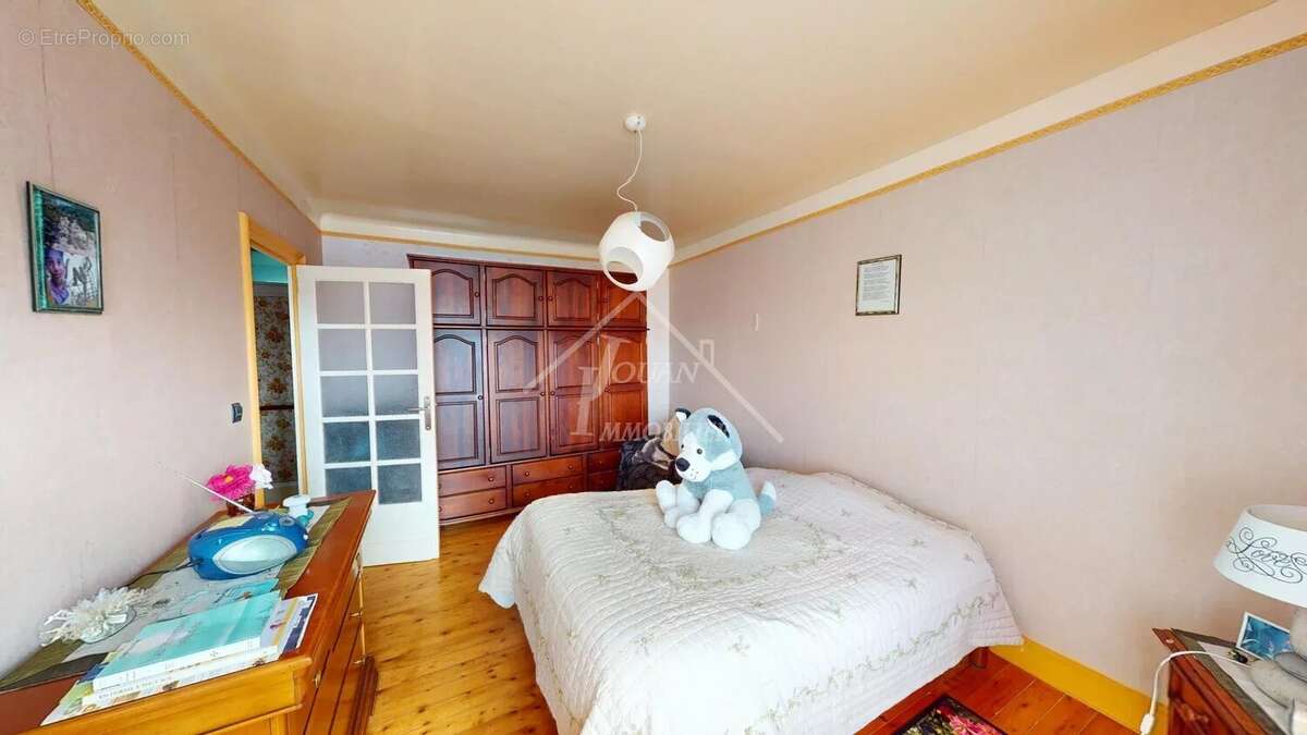 Maison à COSNE-D'ALLIER