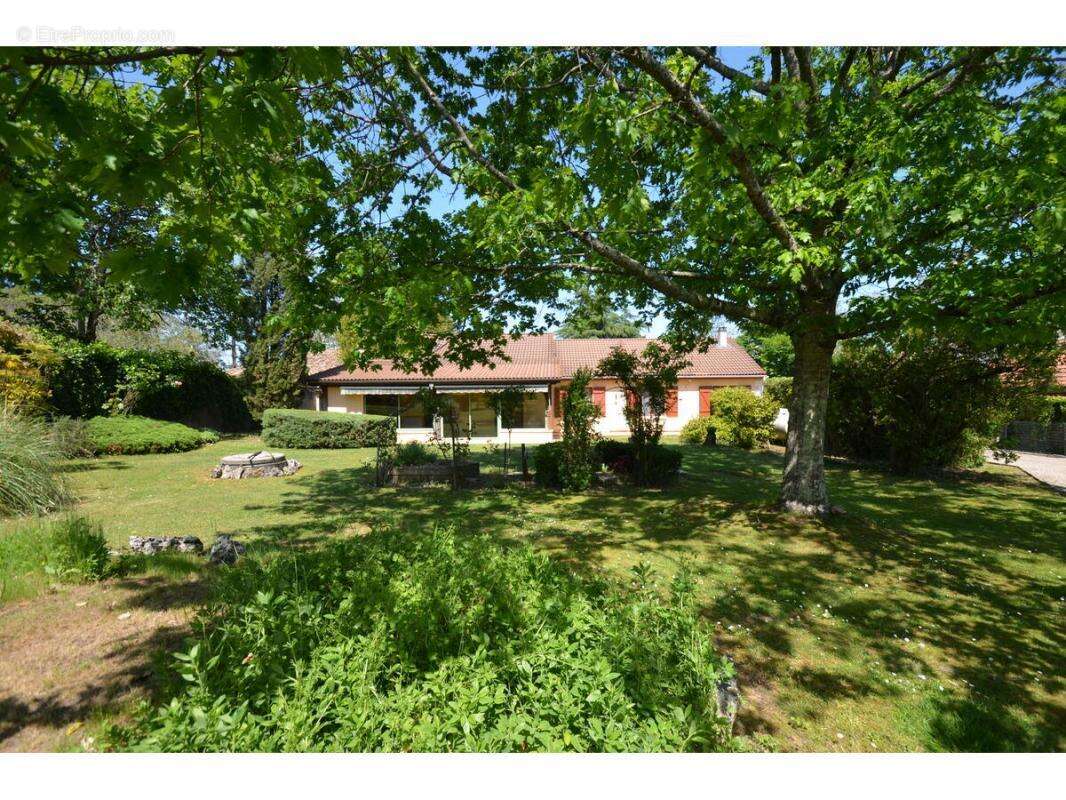 Maison à MONTPON-MENESTEROL