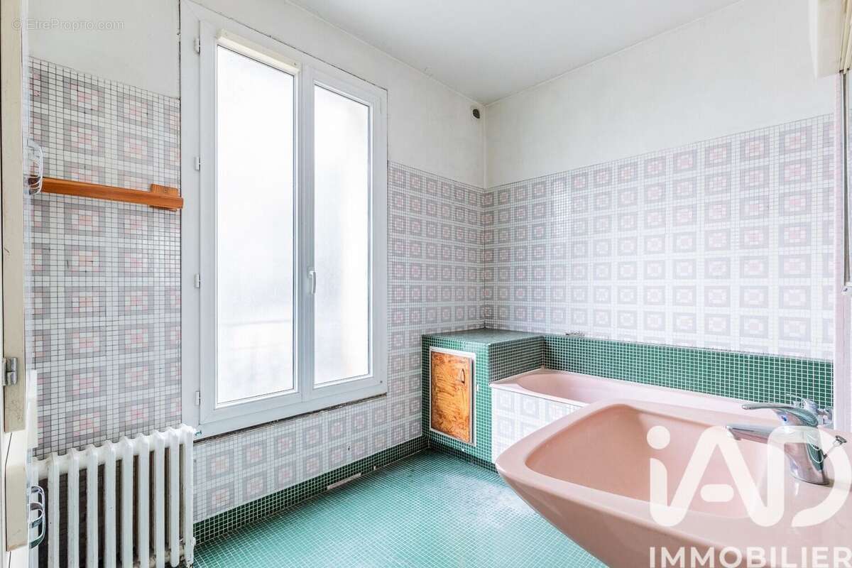 Photo 9 - Maison à VILLENEUVE-LE-ROI