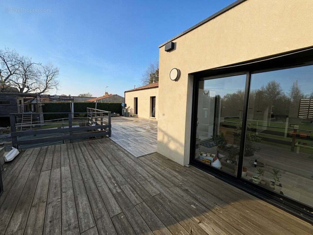 Maison à SAINTE-CECILE