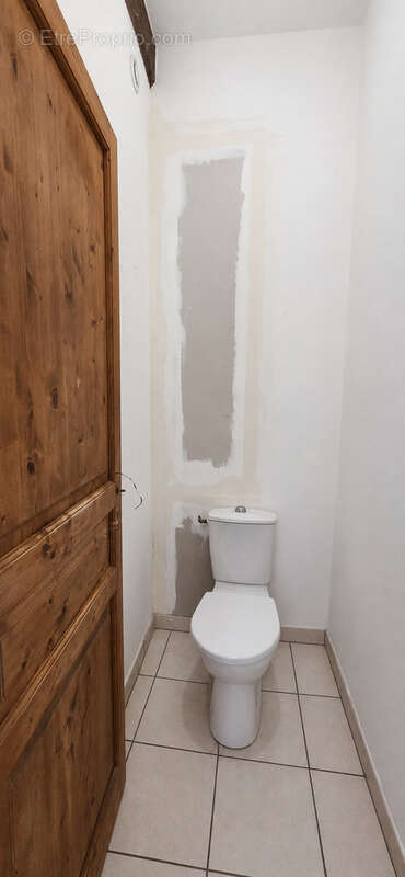 HYÈRES CENTRE — Appartement T2 - photo 4