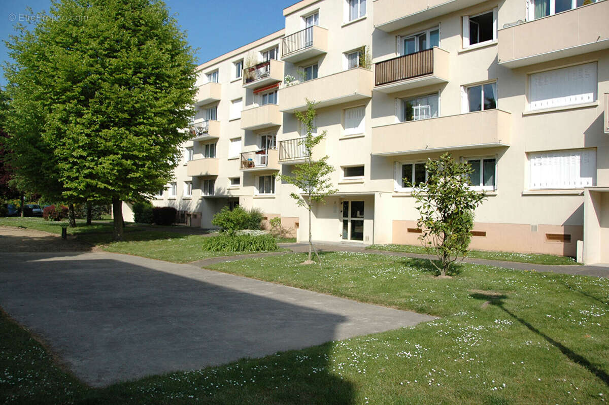 Appartement à BOIS-D'ARCY