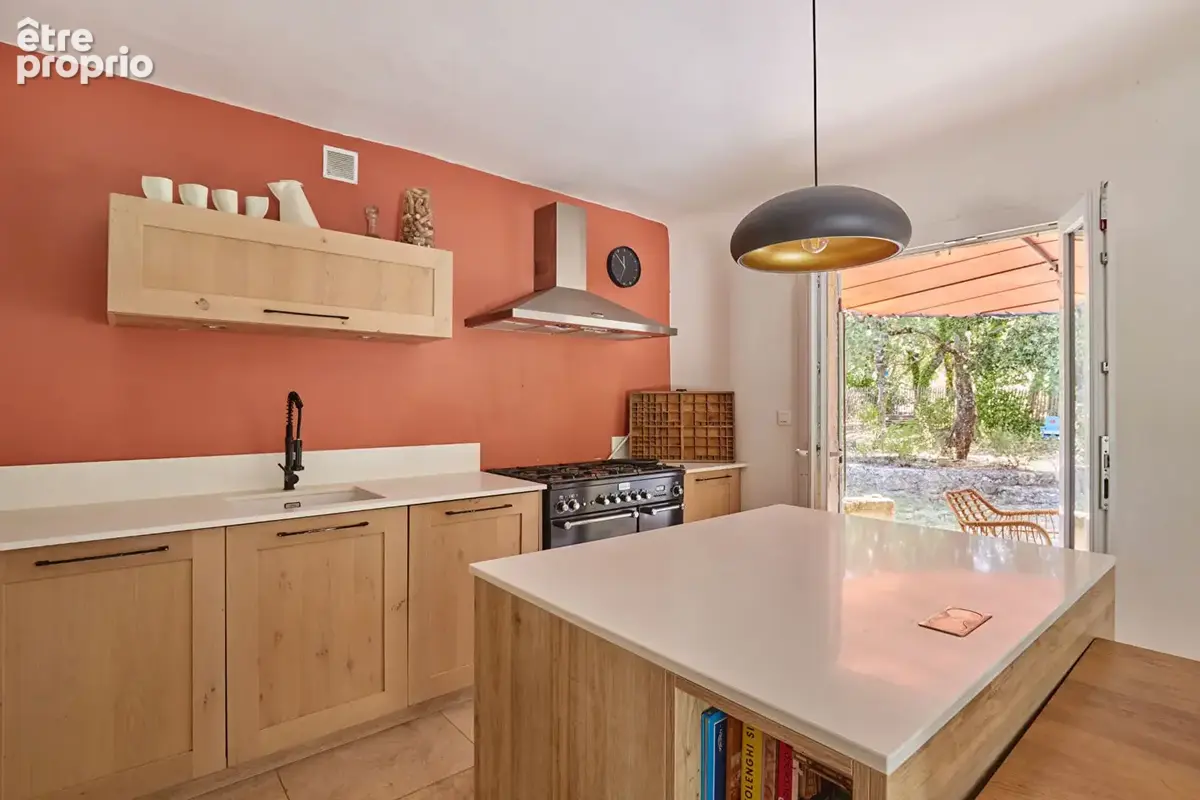 Au calme d'une impasse à Lourmarin : 4 chambres, piscine, aucun vis-à-vis - photo 3
