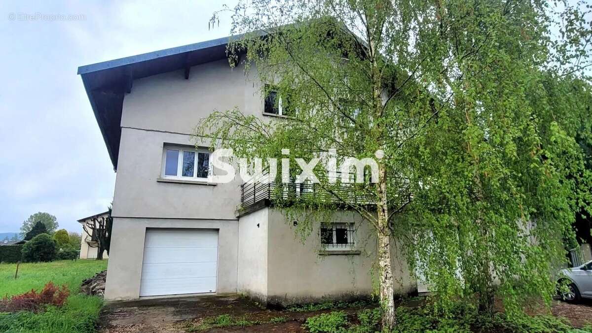 Maison à LONS-LE-SAUNIER