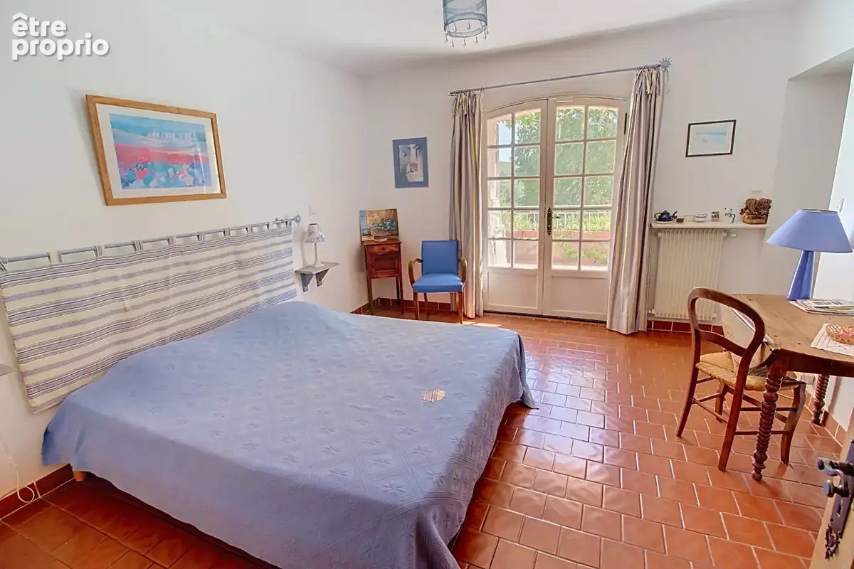 A VENDRE EN EXCLUSIVITE  - Maison Entrecasteaux 11 pièces 360 m2 - photo 7