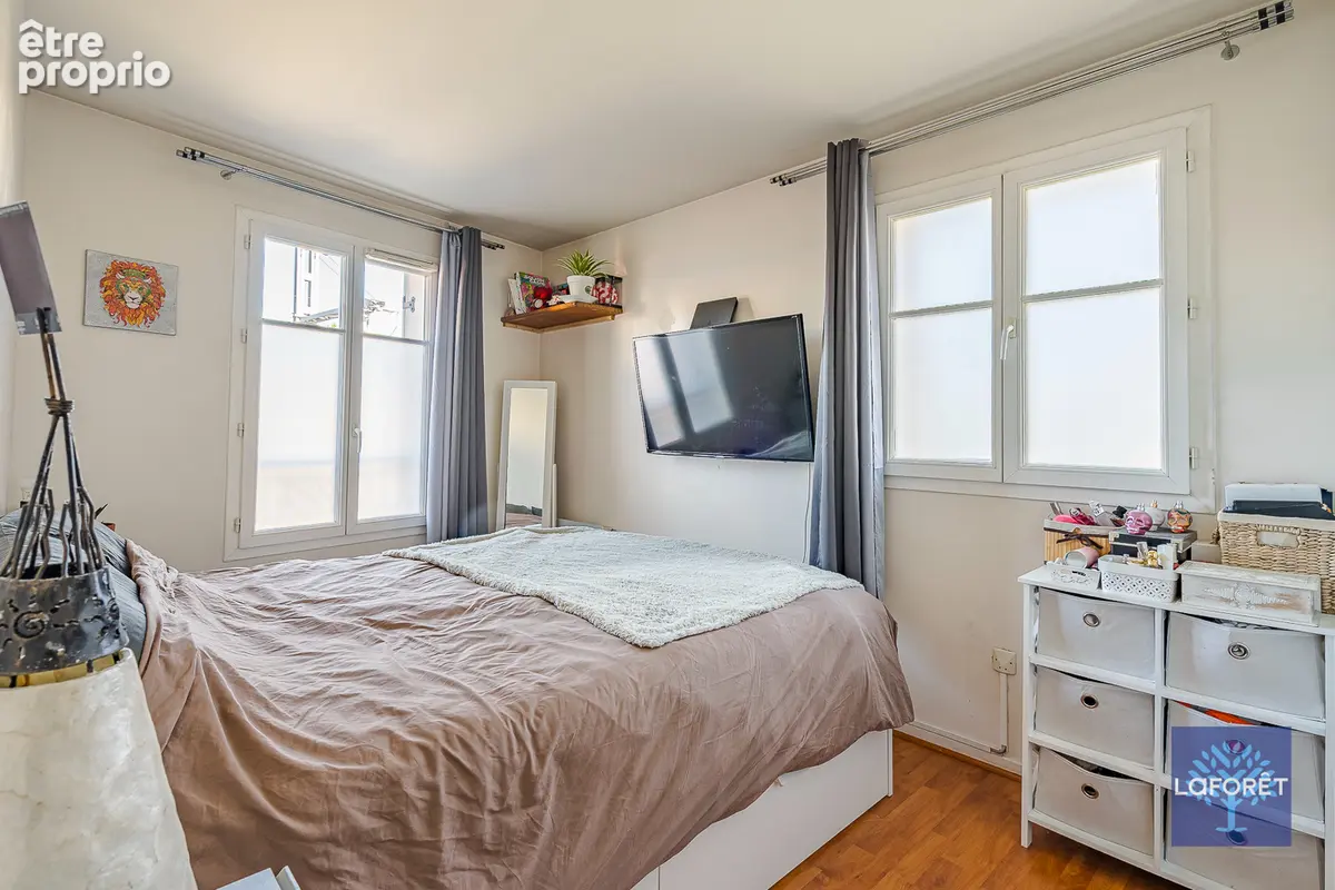 Appartement Les Pavillons Sous Bois 5 pièce(s) 91 m2 - photo 13