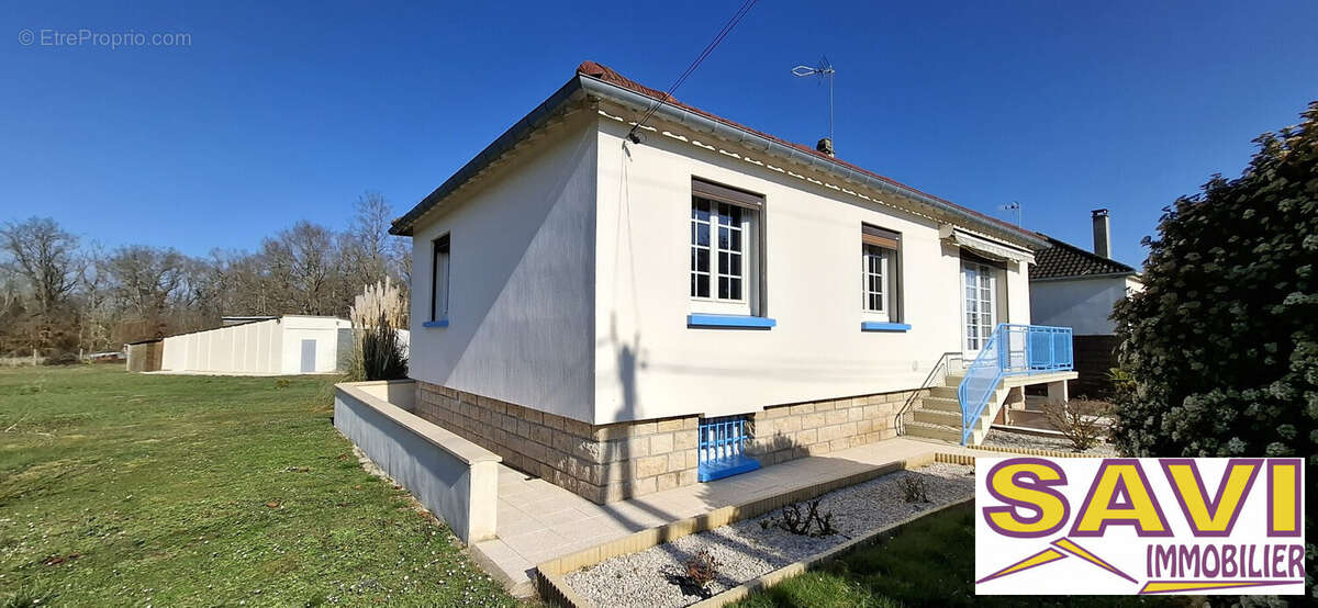 Maison à FERRIERES-EN-GATINAIS