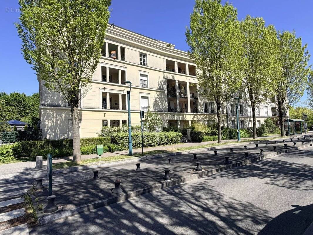 Appartement à SERRIS