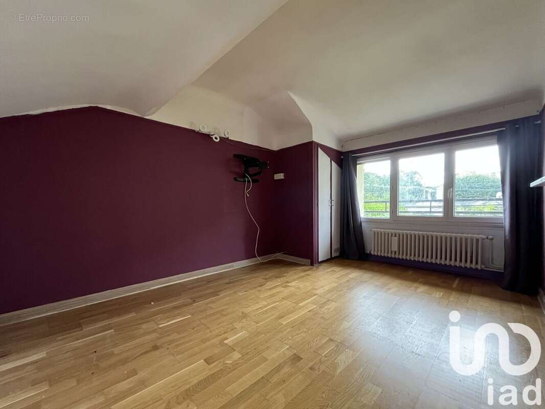 Photo 8 - Maison à DAMMARIE-LES-LYS