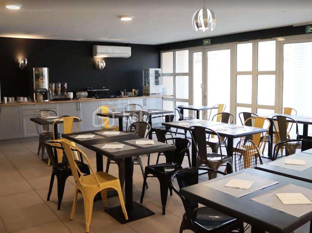 Appartement à SIX-FOURS-LES-PLAGES