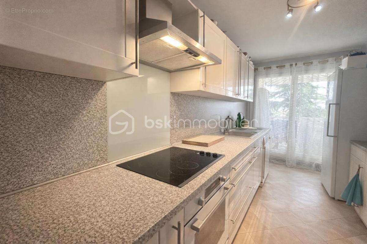 Appartement à EPINAY-SUR-SEINE