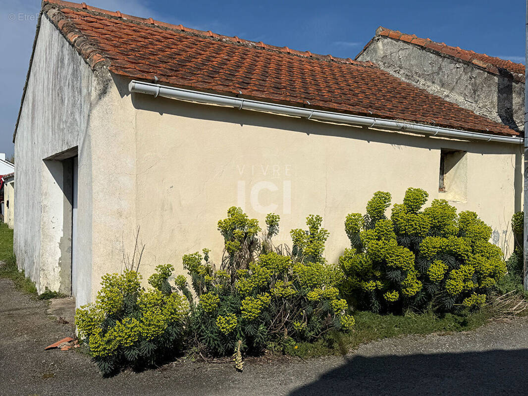 Parking à SAINT-VIAUD