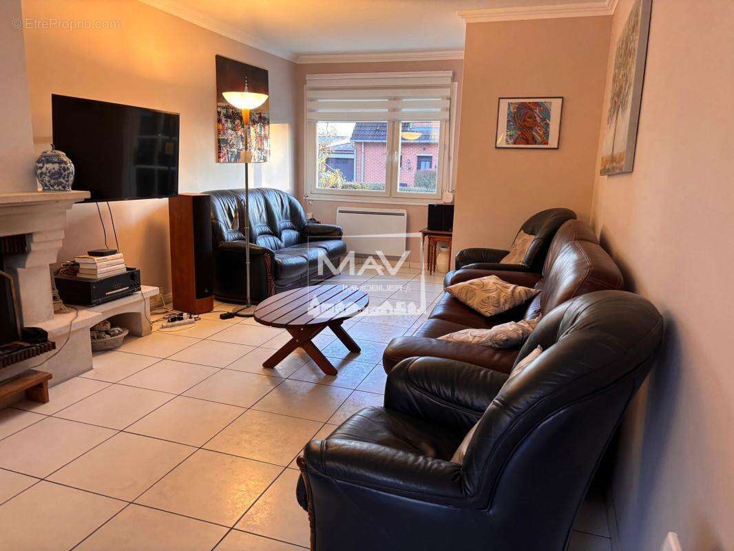 Maison à ENNETIERES-EN-WEPPES