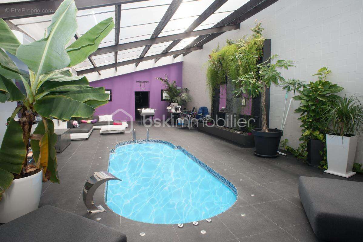 Appartement à PRINGY
