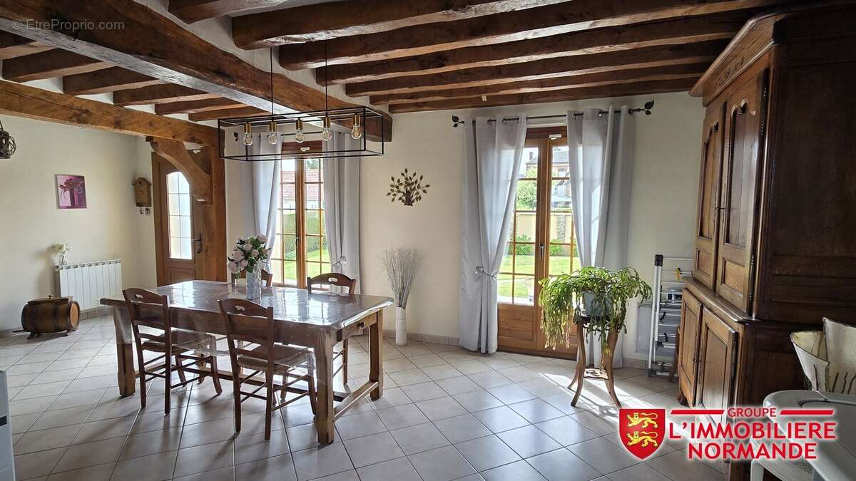 Maison à AILLY