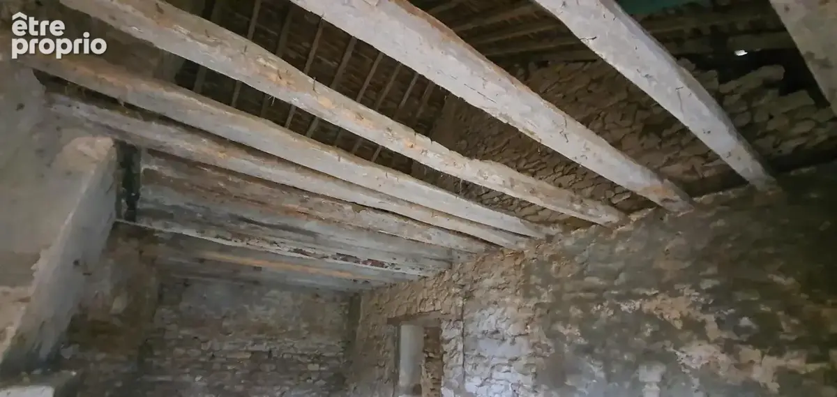 Ancienne maison à rénover avec terrain de 250 m² - Beau potentiel - photo 7