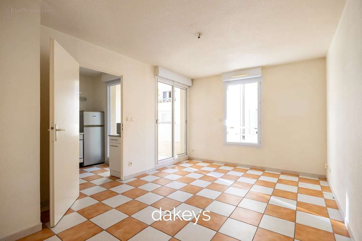 Appartement à MARSEILLE-8E