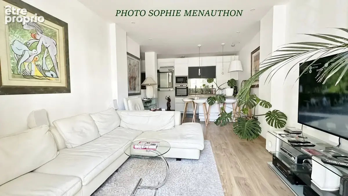 Appartement dans une résidence de prestige à vendre à Hossegor  T3 rénové avec terrasse, canal, parking, entre lac et océan - photo 2